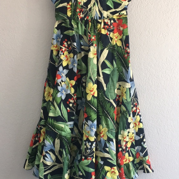 Hawaiian Floral Print Skirt - Picture 6 of 6